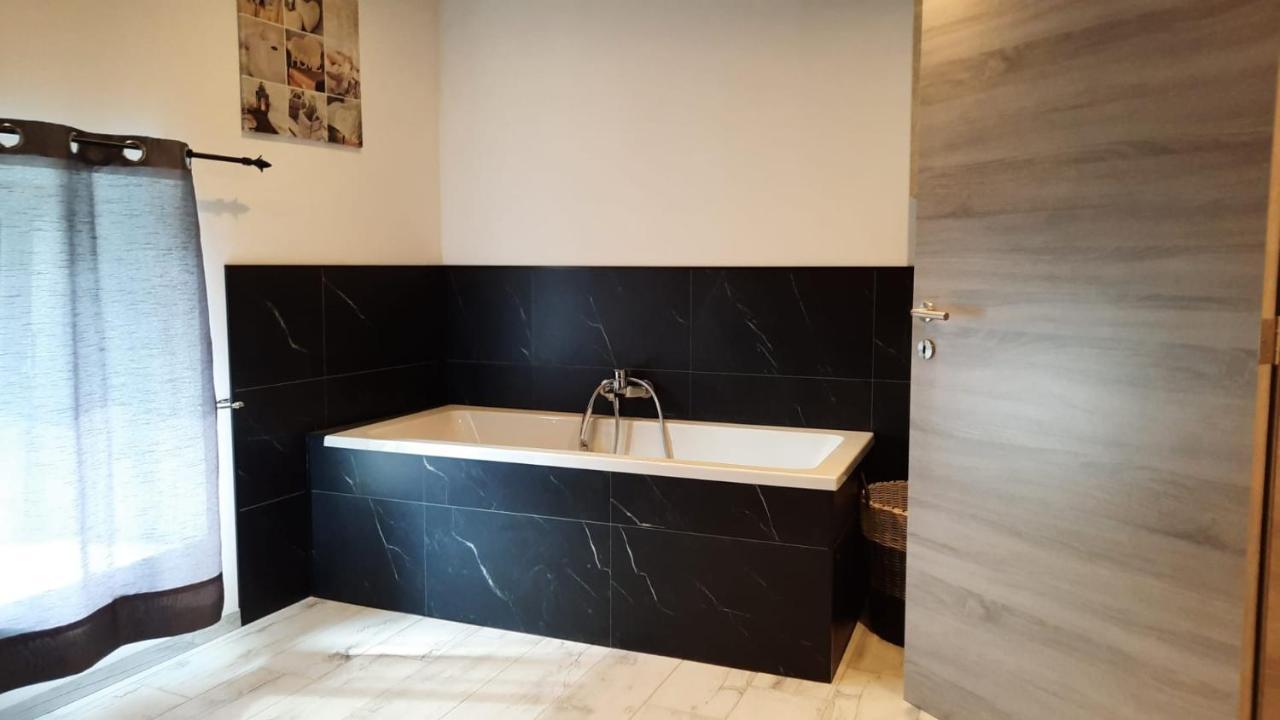 Le Gai Pinson Villa Beausaint Luaran gambar